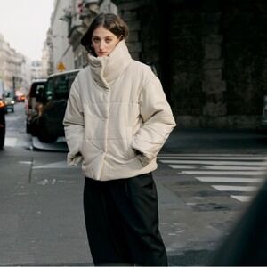 New Lattelier Faux Leather Puffer Jacket Funnel Neck Cream Sz Small‎ Fall Winter